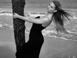 lucia_b08a5303_sw_small